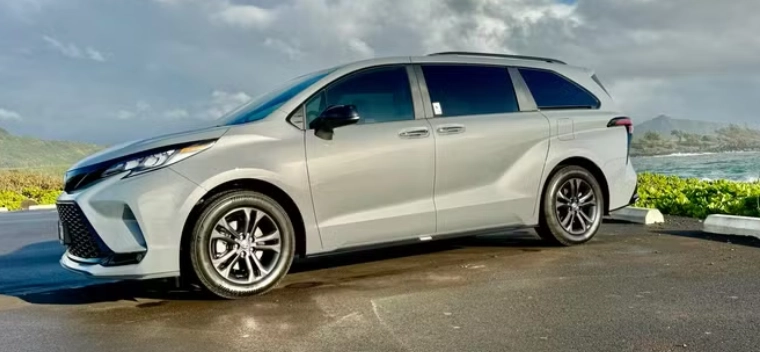 2026 Toyota sienna XSE