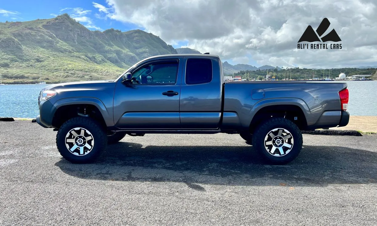 2017 Toyota Tacoma SR5