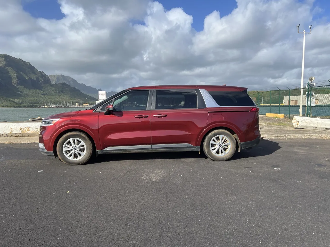 2022 Kia Carnival LXS