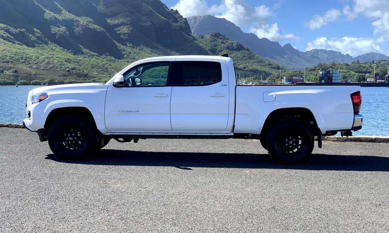 2022 Toyota Tacoma SR5
