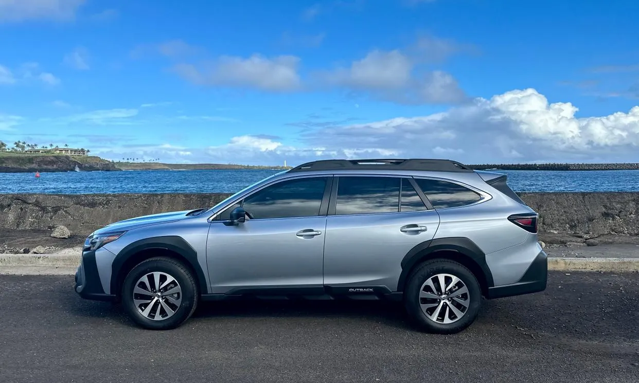 2023 Subaru Outback Base