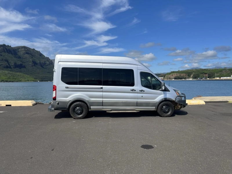 2016 Ford Transit Base
