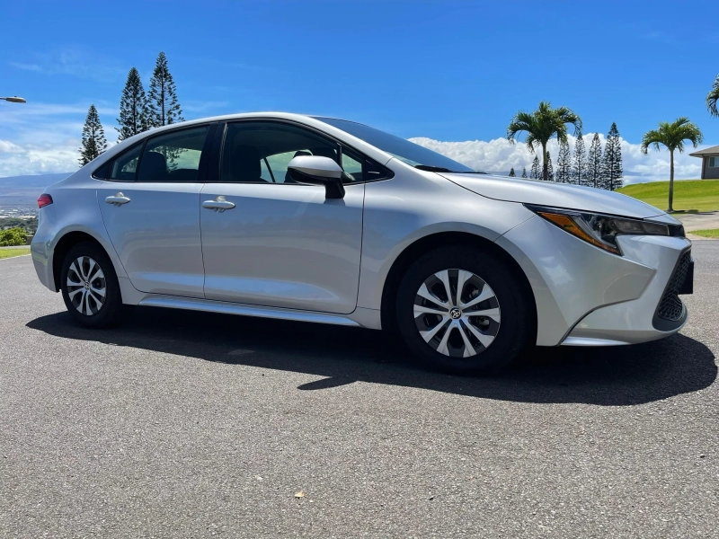 2022 Toyota Corolla Hybrid LE