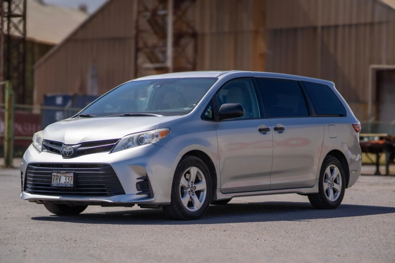 2019 Toyota Sienna L
