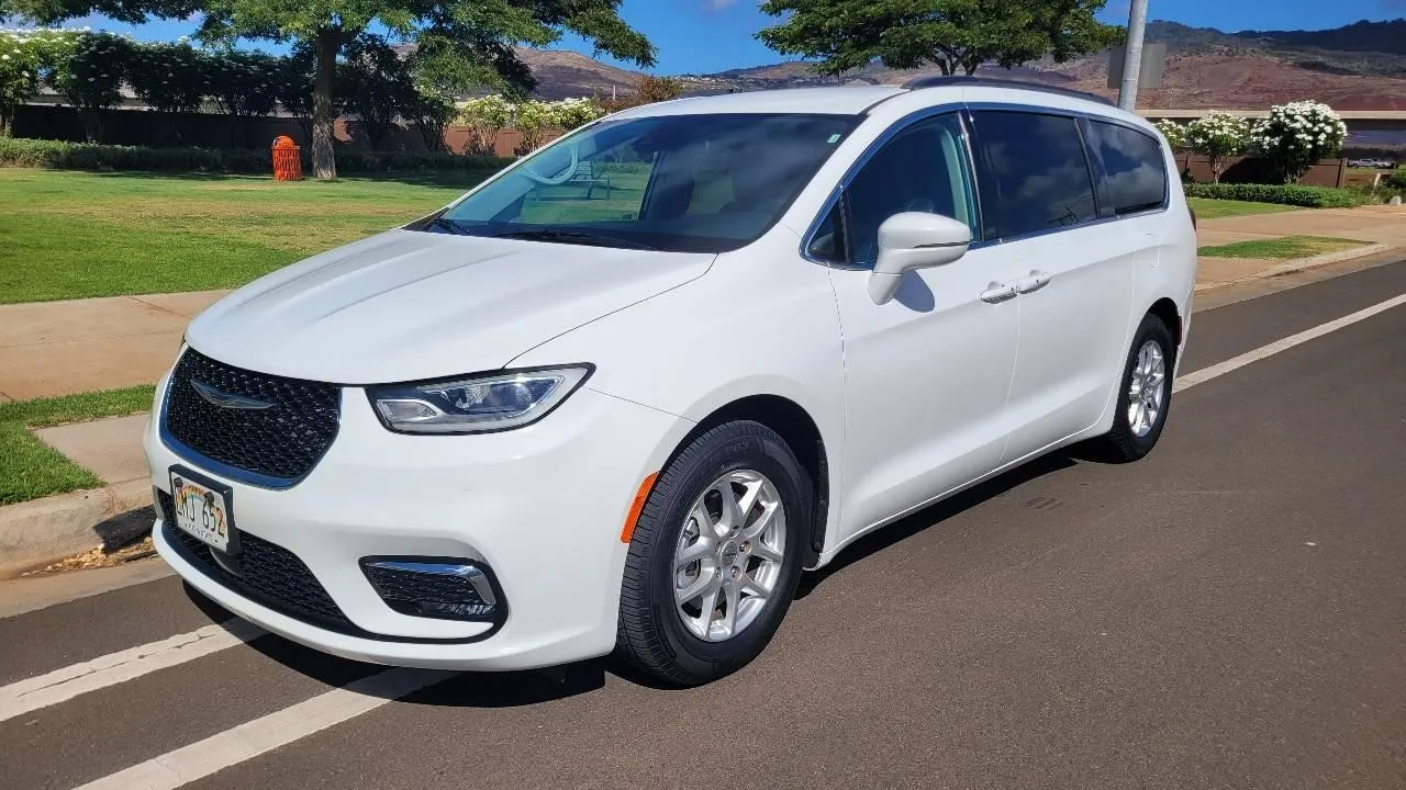 2022 Chrysler Pacifica Touring L