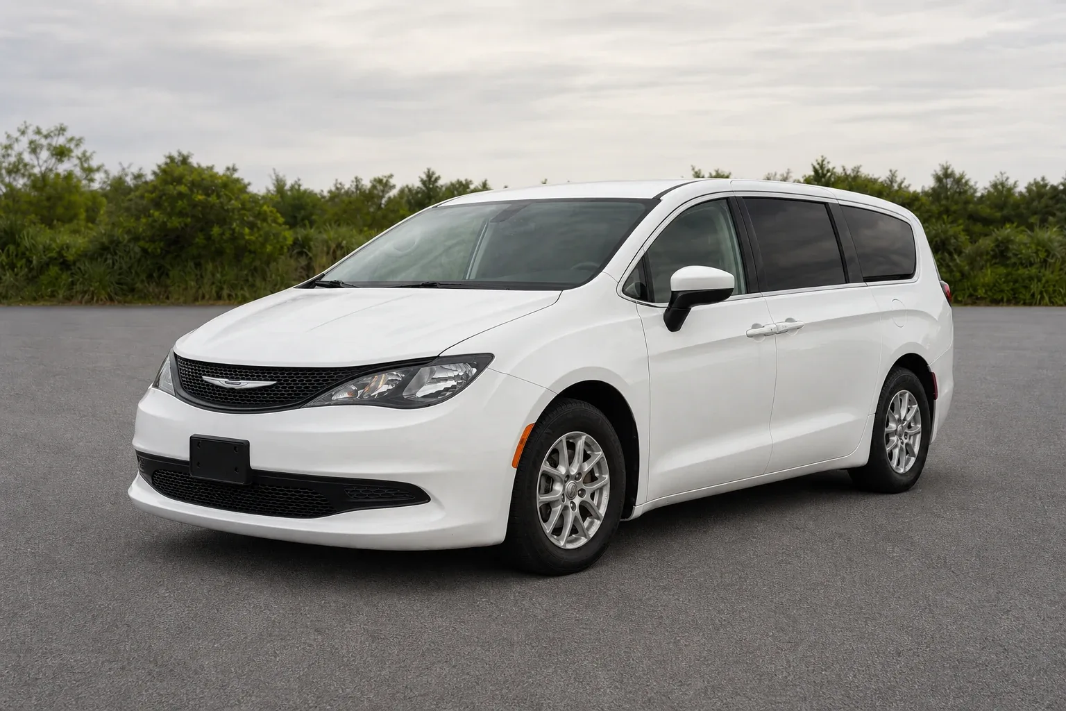 2022 Chrysler Voyager